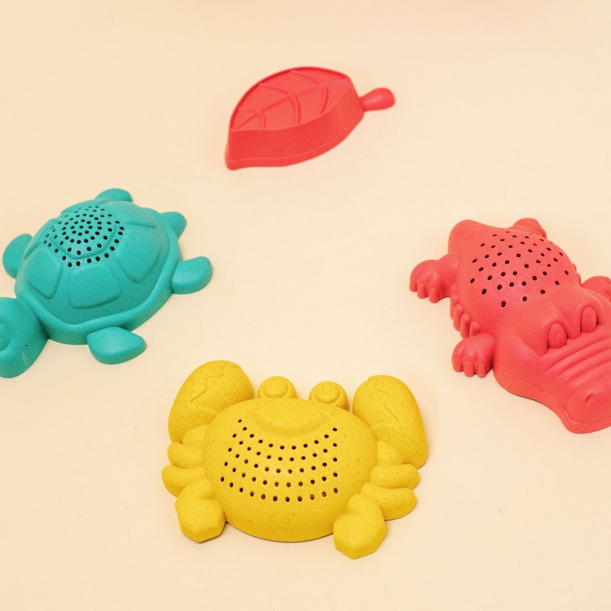 12 Pcs Beach Toys Set with Sand Sifters - PopFun