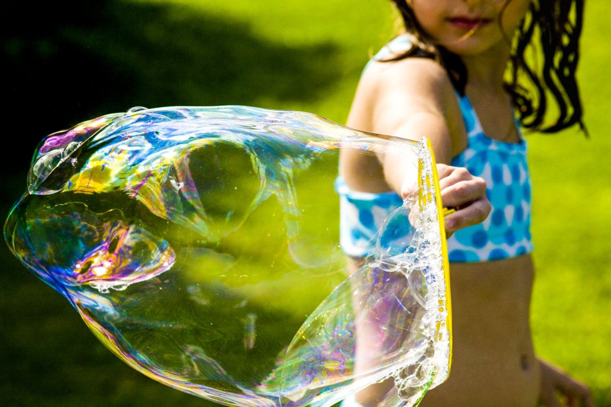 14 Pcs Big Bubbles Maker with Bubble Solutions - PopFun