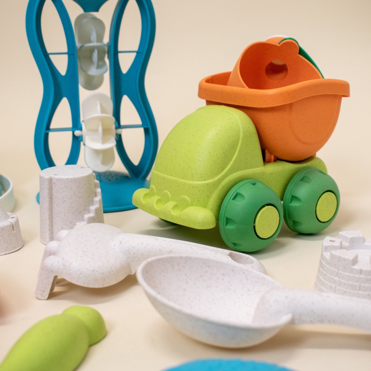 17 Pcs Kids Beach Toy Set - PopFun