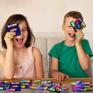 32PCs Kids' Valentine’s Glow Stick Rings with Personalized Cards - PopFun