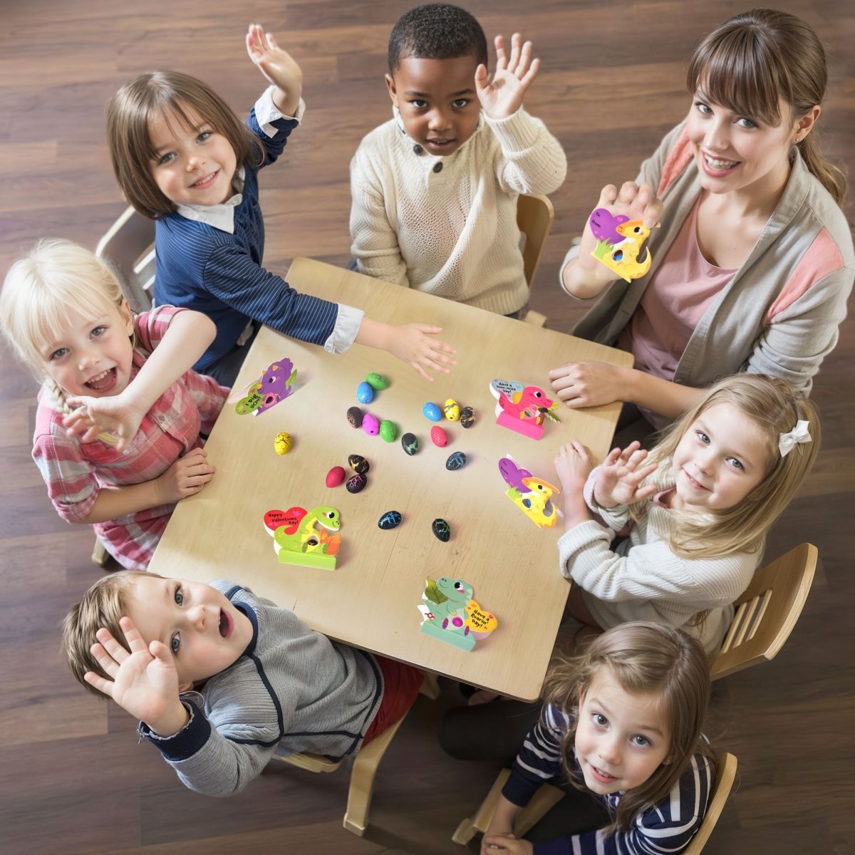 40PCS Valentine’s Colorful Dinosaur Hatching Eggs with 3D Greeting Cards - PopFun