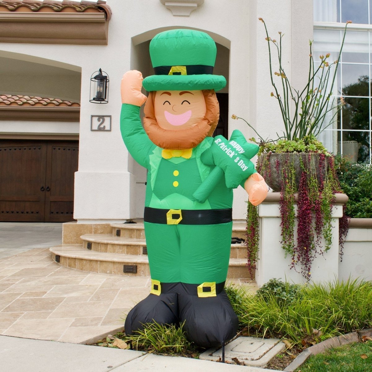 5.9 FT St Patricks Day Leprechaun Inflatable-Wholesale | PopFun