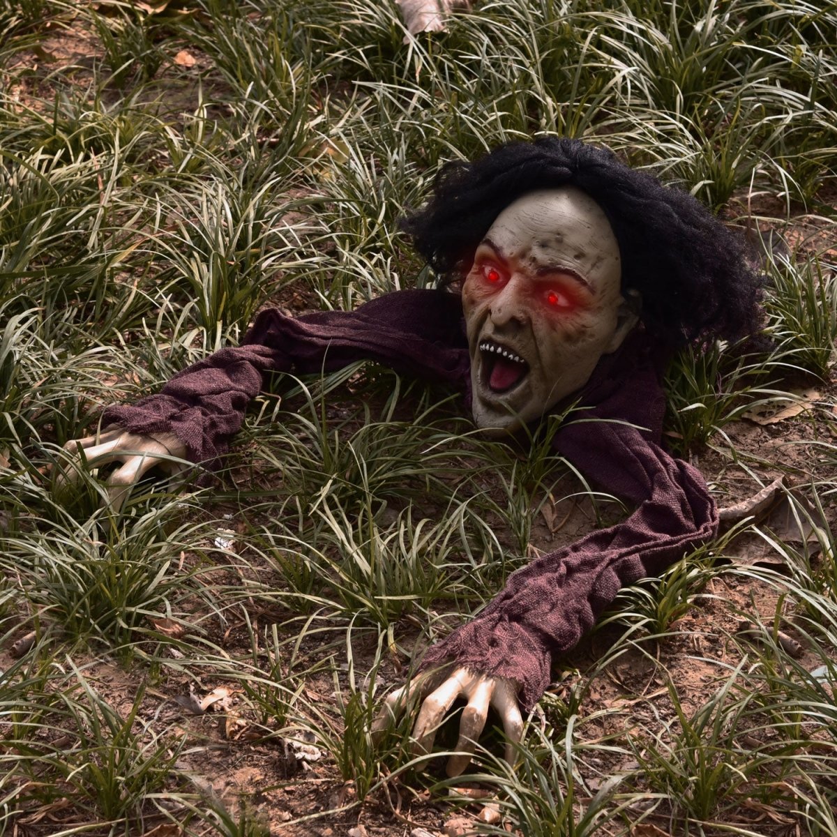 Crawling Groundbreaker Zombie - PopFun