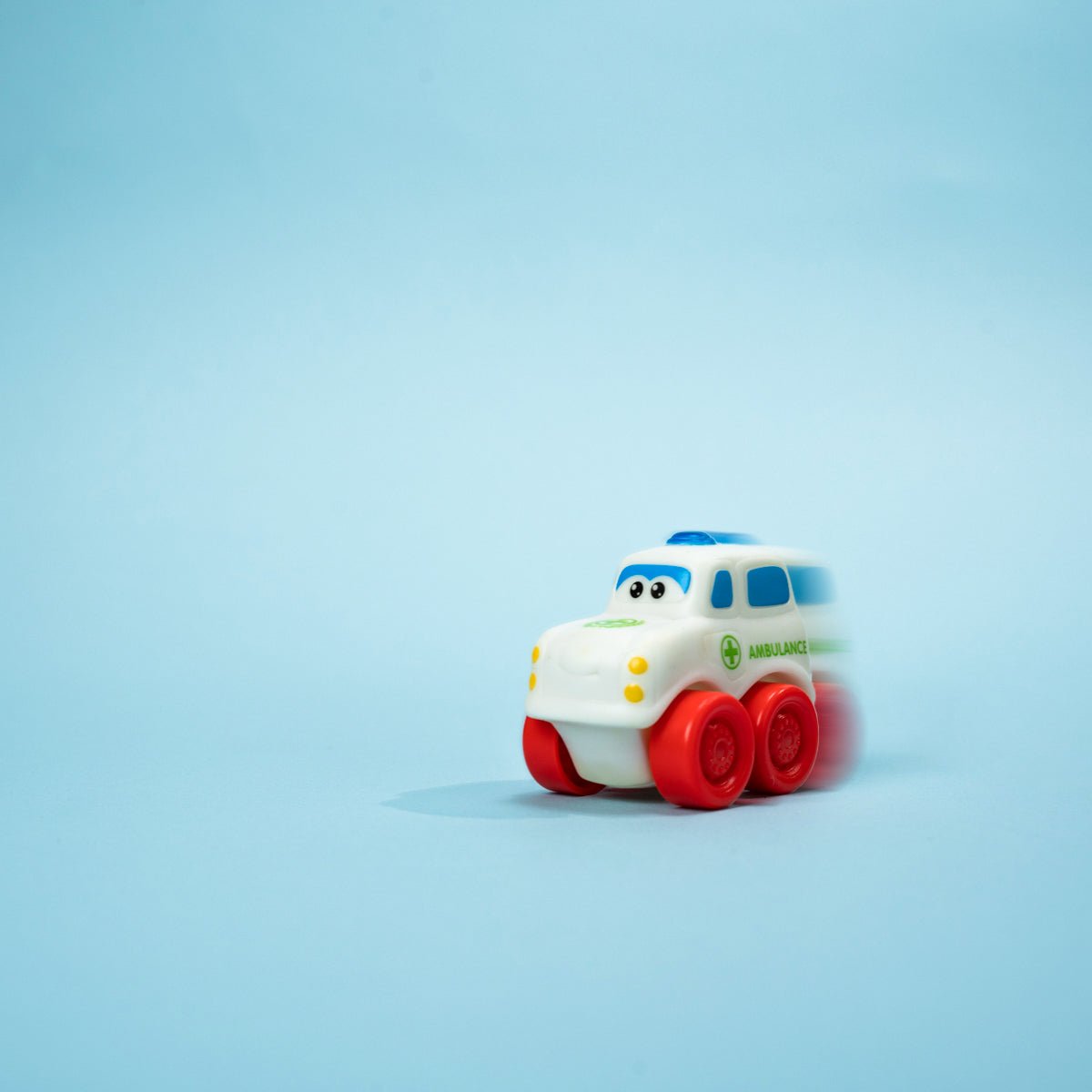 Easter Egg Cartoon Cars - PopFun