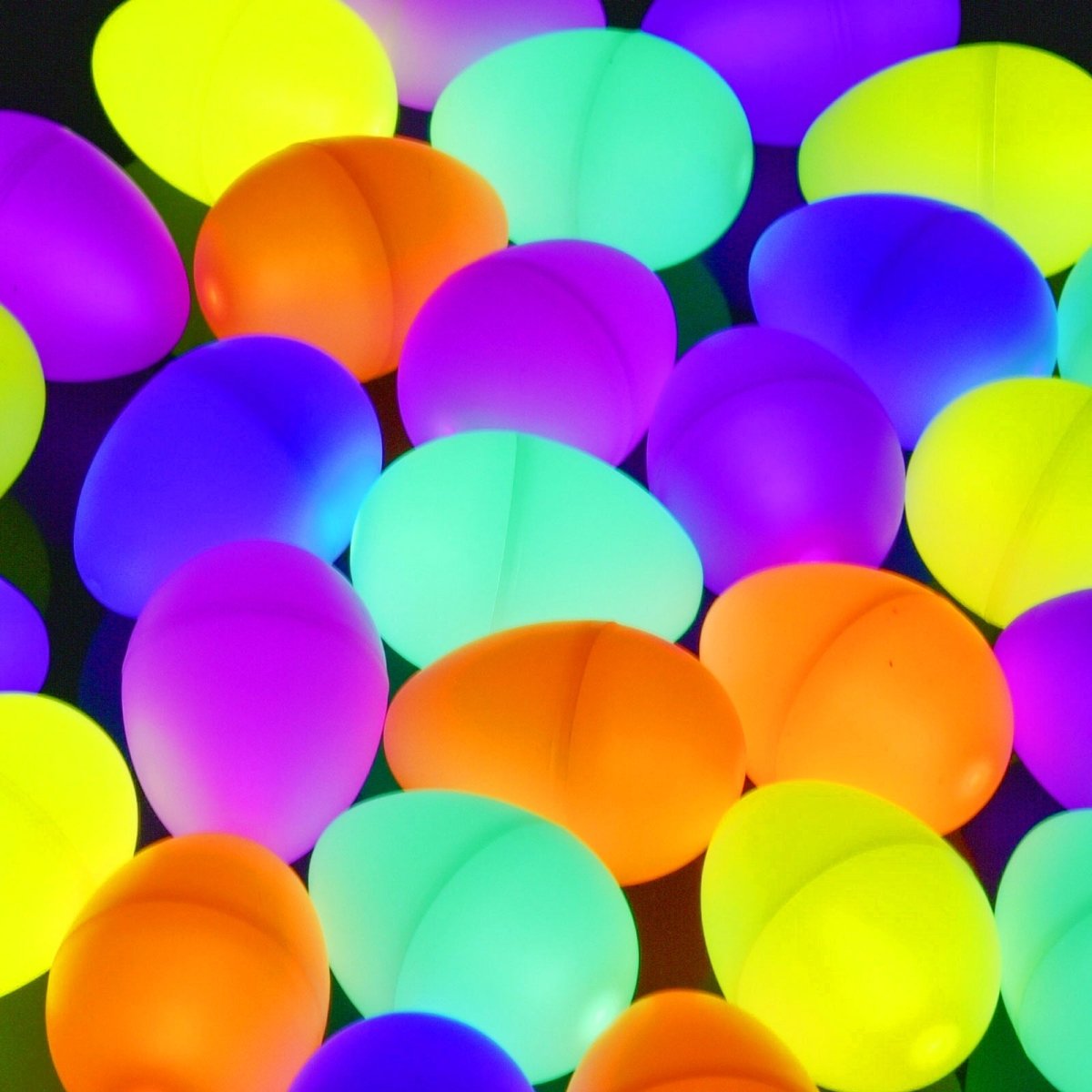 Easter Egg with Glowing Sticks - PopFun