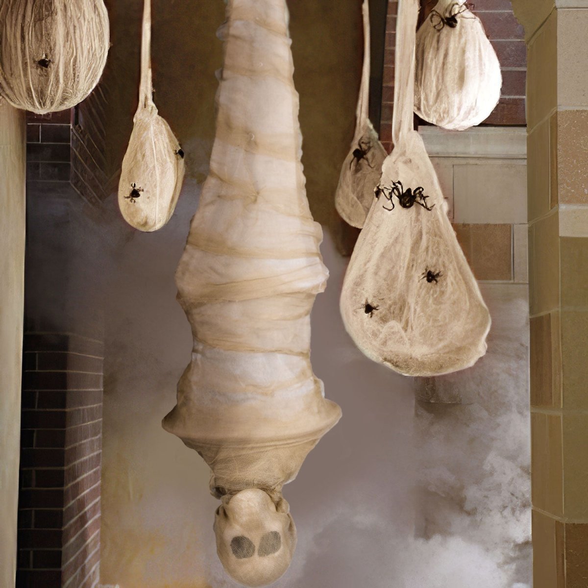 Hanging Light Cocoon Corpse - PopFun