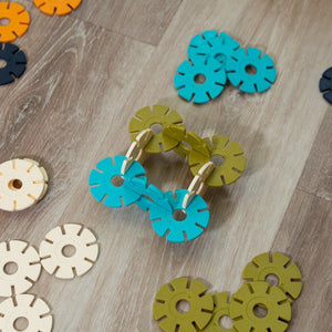 Interlocking Snowflake Toy Set - PopFun