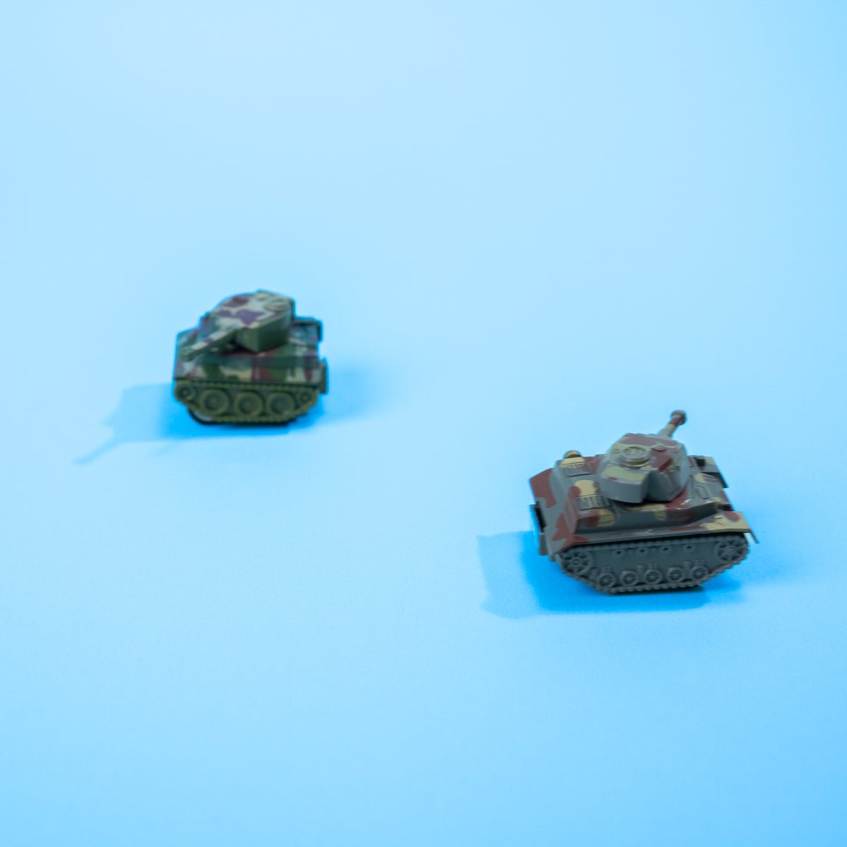Pullback Military Vehicles Easter Eggs - PopFun