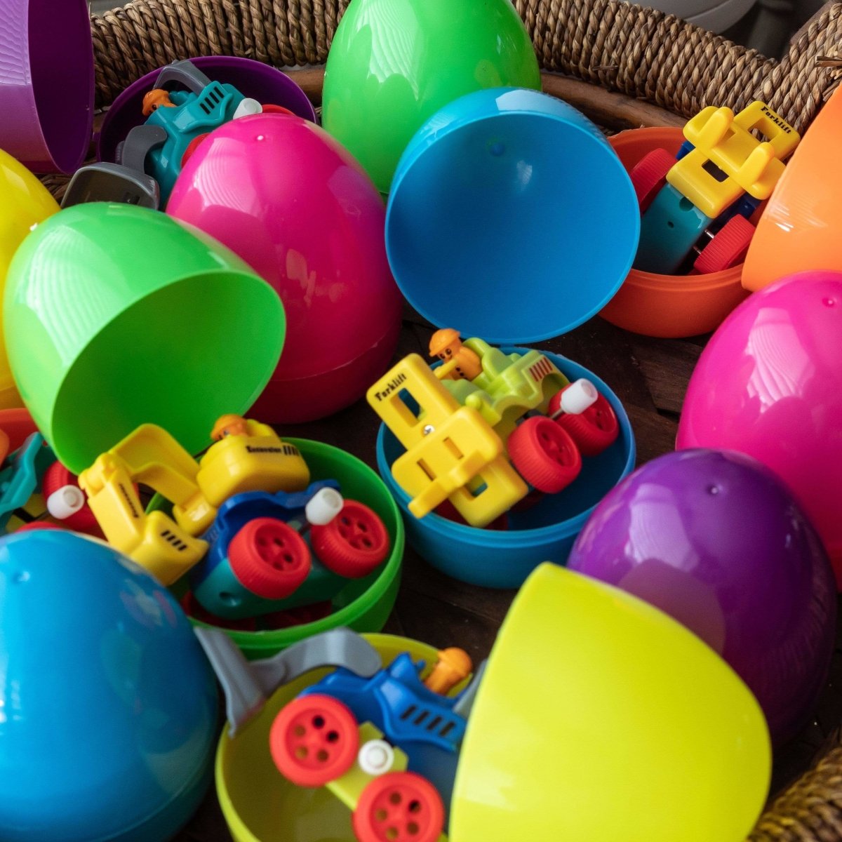 Wind Up Bulldozer Treasure Egg Pack - PopFun